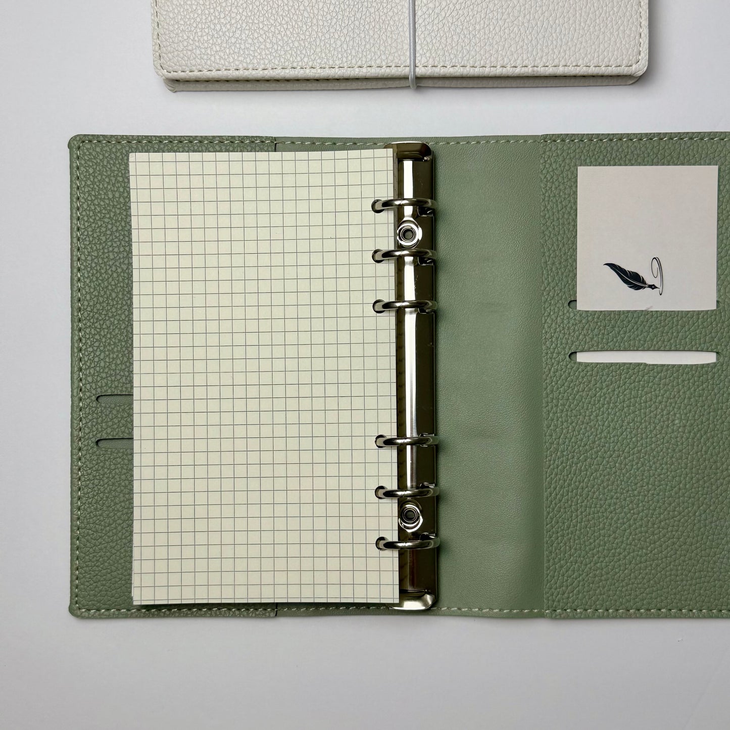 ✨ Minimalist Refillable Ring Notebook